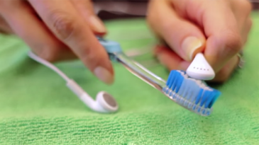 NĂM CÁCH VỆ SINH ĐƠN GIẢN CHO THIẾT BỊ CÔNG NGHỆ.