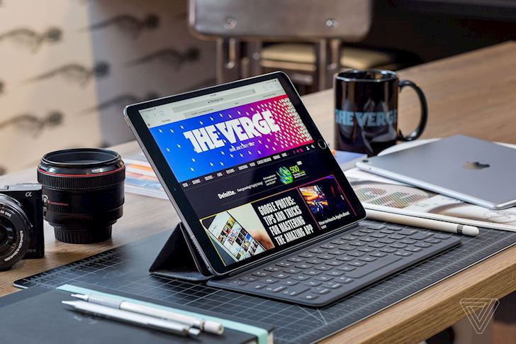 So sánh nhu cầu sử dụng ipad và laptop