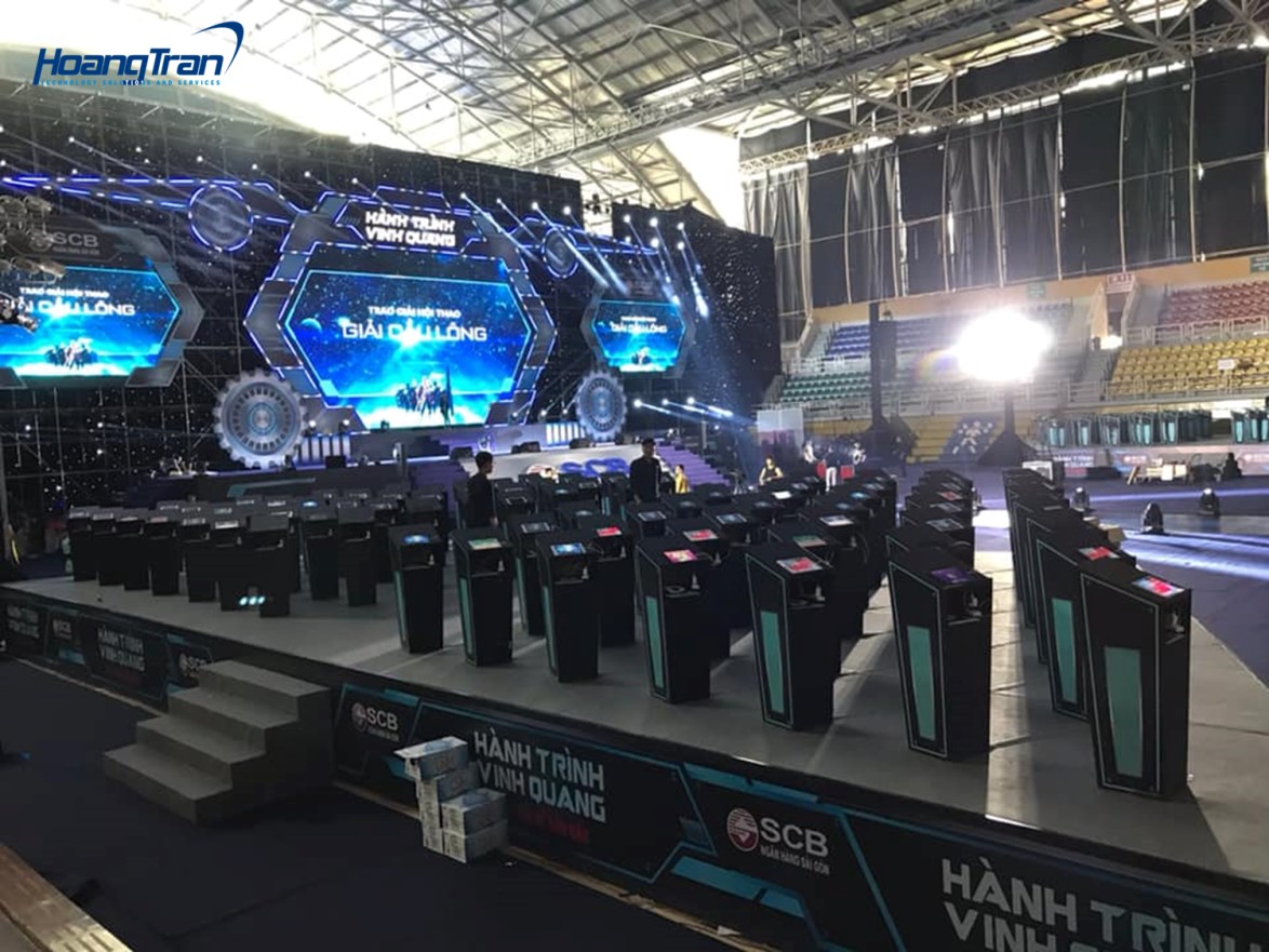 Cho thue san khau su kien va setup event