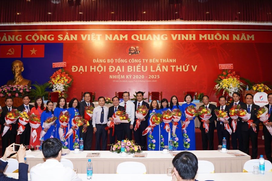 Hoang tran tro lai to chuc su kien sau dich covid 19
