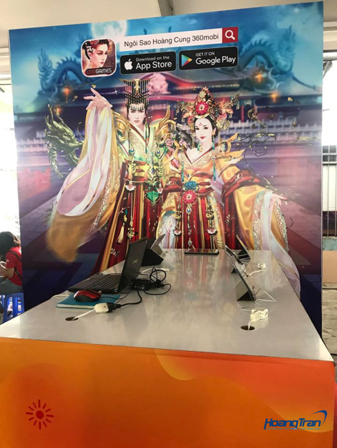 Khai mac dai hoi cung thiet bi su kien hoang tran